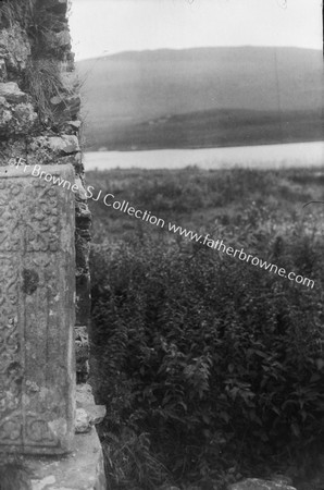 FINLAGGAN : CHILDS' TOMBSTONE